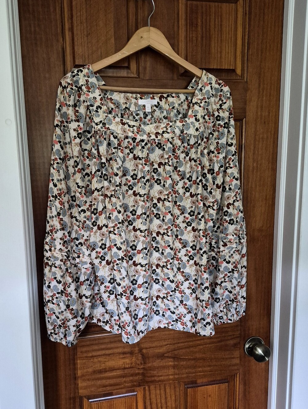 LC Lauren Conrad Cream Floral Peasant Blouse with Multicolor Print